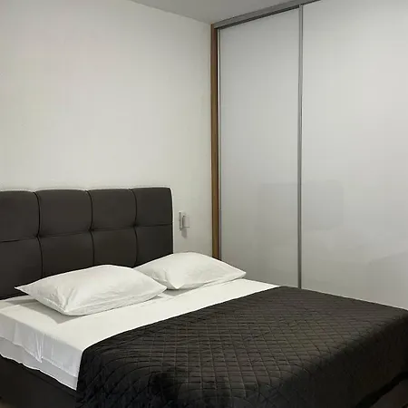 & Prizmic Split Apartamento
